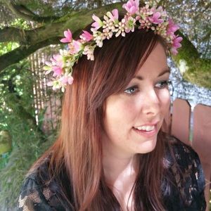 🌸 Floral Crown Pink Floral Boho hair Crown Prom, Wedding/ Prom NWOT